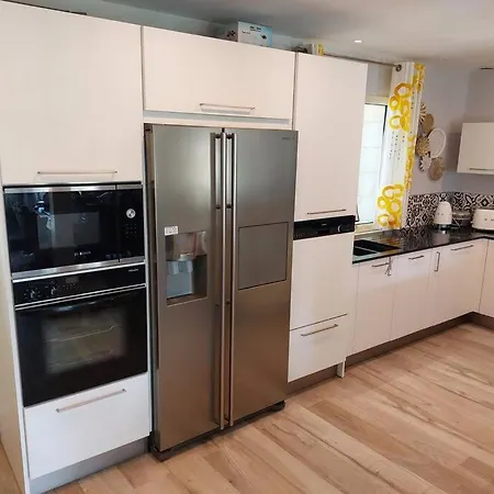 Villa Maison 10p Avec Piscine Privative Et Chauffee - Reservation Sur Https Auxportesdetretat Fr Villainville