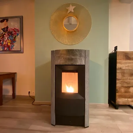 Villa Maison 10p Avec Piscine Privative Et Chauffee - Reservation Sur Https Auxportesdetretat Fr *