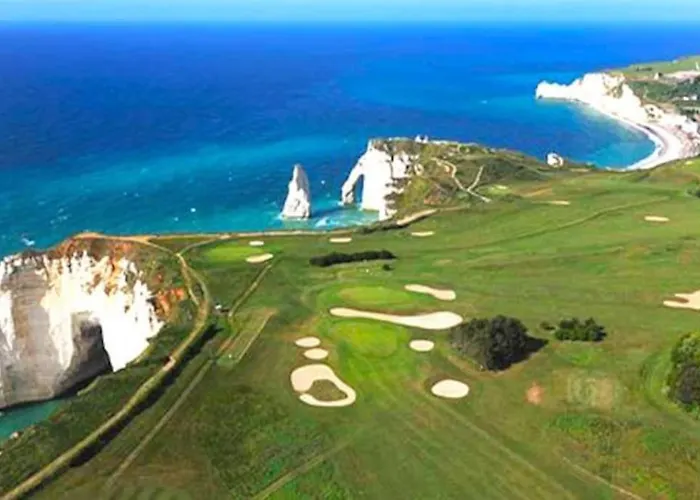 Maison 10p Avec Piscine Privative Et Chauffee D'avril A Novembre Villainville