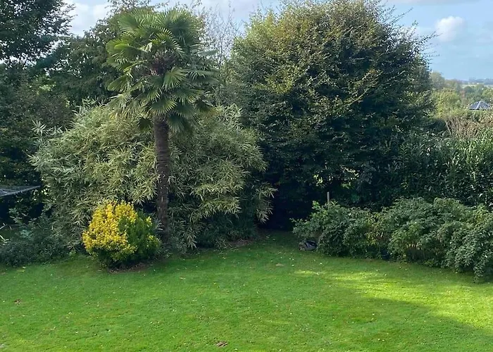 Maison 10p Avec Piscine Privative Et Chauffee D'avril A Novembre * Villainville