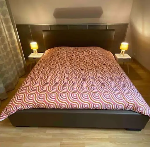 Maison 10p Avec Piscine Privative Et Chauffee D'avril A Novembre *