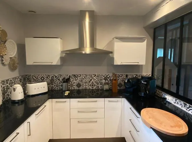 Maison 10p Avec Piscine Privative Et Chauffee D'avril A Novembre Βίλα *